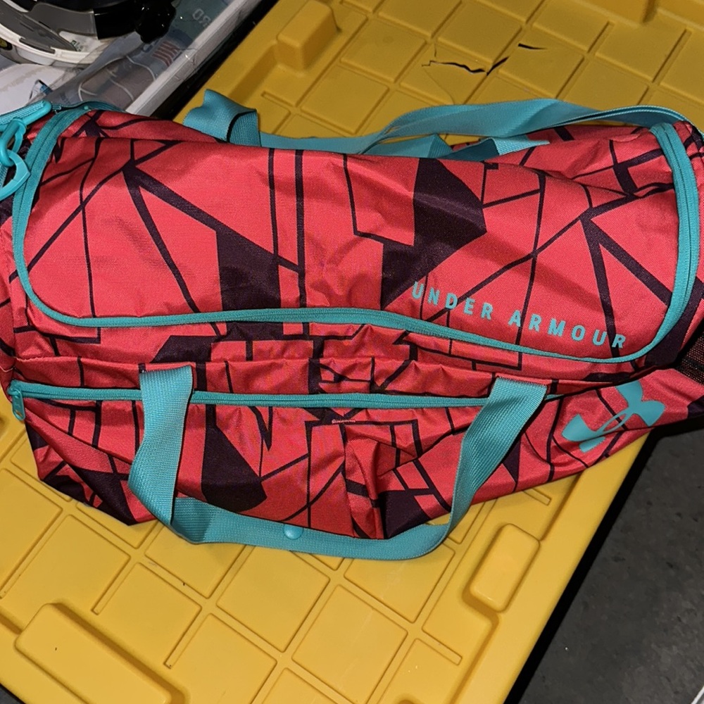 Under Armour gym bag - overnight size
